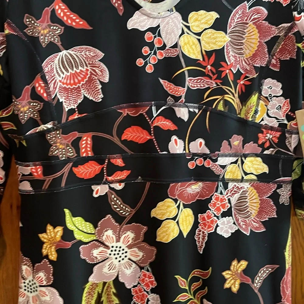 Title Nine Updated Dream 3/4 sleeve Dress - Picture 5 of 5